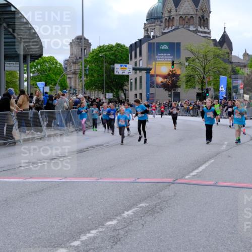 25.04.2026 - Das Zehntel Tim E. http://msf.ph/oto/9578808 25.04.2026 11:06:09 Ziel 5174, 5177, 5611, 5623, 5631, 5639, 5656, 6273, 6445, 6776, 6835, 6841, 6863, 7765, 7786, 7793 meine-sportfotos.de