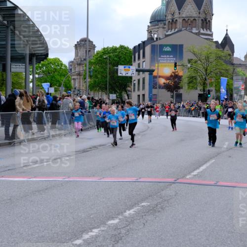 25.04.2026 - Das Zehntel Tim E. http://msf.ph/oto/9578813 25.04.2026 11:06:09 Ziel 5174, 5177, 5611, 5623, 5631, 5639, 5656, 6273, 6445, 6776, 6835, 6841, 6863, 7765, 7786, 7793 meine-sportfotos.de