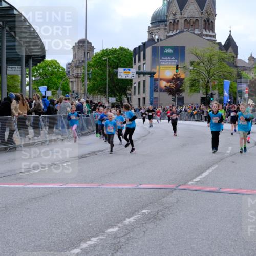 25.04.2026 - Das Zehntel Tim E. http://msf.ph/oto/9578814 25.04.2026 11:06:09 Ziel 5174, 5177, 5611, 5623, 5631, 5639, 5656, 6273, 6445, 6776, 6835, 6841, 6863, 7765, 7786, 7793 meine-sportfotos.de