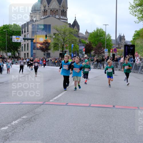 25.04.2026 - Das Zehntel Tim E. http://msf.ph/oto/9578816 25.04.2026 11:06:11 Ziel 5174, 5177, 5611, 5631, 5654, 5656, 5687, 6202, 6273, 6276, 6445, 6776, 6835, 6841, 6863, 7765, 7786, 7793 meine-sportfotos.de