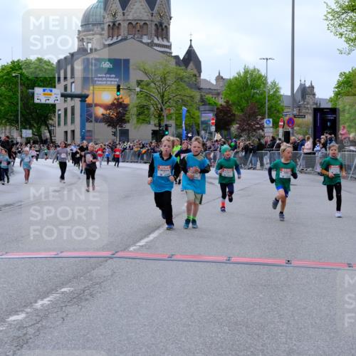 25.04.2026 - Das Zehntel Tim E. http://msf.ph/oto/9578819 25.04.2026 11:06:11 Ziel 5174, 5177, 5611, 5631, 5654, 5656, 5687, 6202, 6273, 6276, 6445, 6776, 6835, 6841, 6863, 7765, 7786, 7793 meine-sportfotos.de