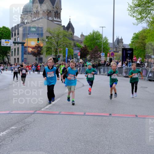 25.04.2026 - Das Zehntel Tim E. http://msf.ph/oto/9578823 25.04.2026 11:06:11 Ziel 5174, 5177, 5611, 5631, 5654, 5656, 5687, 6202, 6273, 6276, 6445, 6776, 6835, 6841, 6863, 7765, 7786, 7793 meine-sportfotos.de