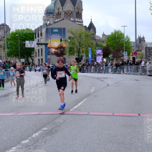 25.04.2026 - Das Zehntel Tim E. http://msf.ph/oto/9578833 25.04.2026 11:06:15 Ziel 5611, 5631, 5654, 5656, 5687, 6202, 6273, 6276, 6776, 6835, 6841, 6863, 7486, 7490, 7569, 7765, 7786, 7793 meine-sportfotos.de