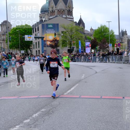 25.04.2026 - Das Zehntel Tim E. http://msf.ph/oto/9578834 25.04.2026 11:06:15 Ziel 5611, 5631, 5654, 5656, 5687, 6202, 6273, 6276, 6776, 6835, 6841, 6863, 7486, 7490, 7569, 7765, 7786, 7793 meine-sportfotos.de