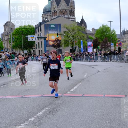 25.04.2026 - Das Zehntel Tim E. http://msf.ph/oto/9578835 25.04.2026 11:06:15 Ziel 5611, 5631, 5654, 5656, 5687, 6202, 6273, 6276, 6776, 6835, 6841, 6863, 7486, 7490, 7569, 7765, 7786, 7793 meine-sportfotos.de