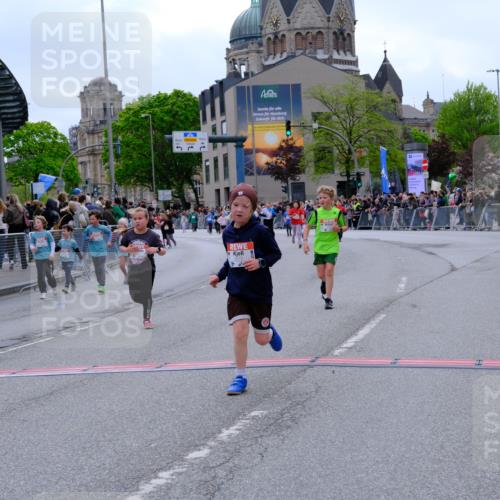 25.04.2026 - Das Zehntel Tim E. http://msf.ph/oto/9578837 25.04.2026 11:06:15 Ziel 5611, 5631, 5654, 5656, 5687, 6202, 6273, 6276, 6776, 6835, 6841, 6863, 7486, 7490, 7569, 7765, 7786, 7793 meine-sportfotos.de