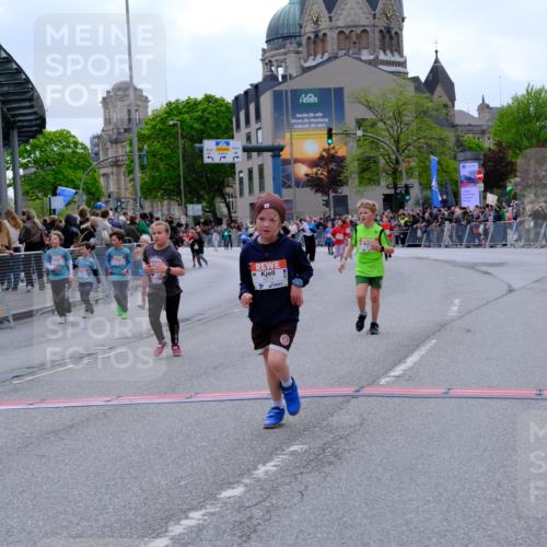 25.04.2026 - Das Zehntel Tim E. http://msf.ph/oto/9578838 25.04.2026 11:06:15 Ziel 5611, 5631, 5654, 5656, 5687, 6202, 6273, 6276, 6776, 6835, 6841, 6863, 7486, 7490, 7569, 7765, 7786, 7793 meine-sportfotos.de