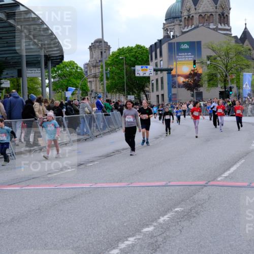 25.04.2026 - Das Zehntel Tim E. http://msf.ph/oto/9578858 25.04.2026 11:06:19 Ziel 5506, 5654, 5687, 6162, 6172, 6173, 6193, 6202, 6273, 6276, 6835, 6863, 7447, 7486, 7490, 7569, 7743, 7793 meine-sportfotos.de
