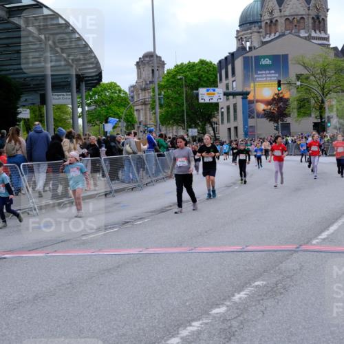 25.04.2026 - Das Zehntel Tim E. http://msf.ph/oto/9578861 25.04.2026 11:06:19 Ziel 5506, 5654, 5687, 6162, 6172, 6173, 6193, 6202, 6273, 6276, 6835, 6863, 7447, 7486, 7490, 7569, 7743, 7793 meine-sportfotos.de