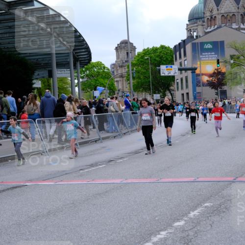 25.04.2026 - Das Zehntel Tim E. http://msf.ph/oto/9578862 25.04.2026 11:06:19 Ziel 5506, 5654, 5687, 6162, 6172, 6173, 6193, 6202, 6273, 6276, 6835, 6863, 7447, 7486, 7490, 7569, 7743, 7793 meine-sportfotos.de