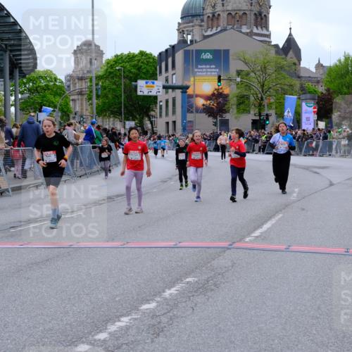 25.04.2026 - Das Zehntel Tim E. http://msf.ph/oto/9578871 25.04.2026 11:06:23 Ziel 5464, 5506, 6162, 6172, 6173, 6193, 6276, 6830, 7447, 7486, 7490, 7569, 7743 meine-sportfotos.de