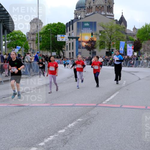 25.04.2026 - Das Zehntel Tim E. http://msf.ph/oto/9578873 25.04.2026 11:06:23 Ziel 5464, 5506, 6162, 6172, 6173, 6193, 6276, 6830, 7447, 7486, 7490, 7569, 7743 meine-sportfotos.de