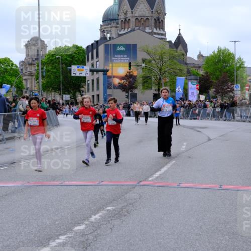 25.04.2026 - Das Zehntel Tim E. http://msf.ph/oto/9578877 25.04.2026 11:06:24 Ziel 5464, 5506, 6162, 6172, 6173, 6193, 6830, 6990, 7447, 7486, 7490, 7569, 7743 meine-sportfotos.de