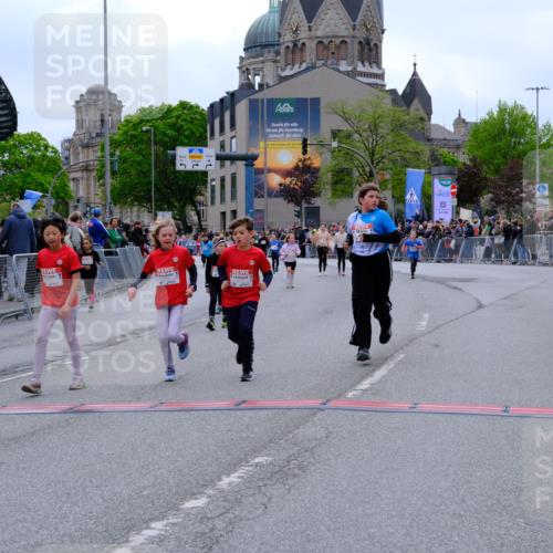 25.04.2026 - Das Zehntel Tim E. http://msf.ph/oto/9578881 25.04.2026 11:06:24 Ziel 5464, 5506, 6162, 6172, 6173, 6193, 6830, 6990, 7447, 7486, 7490, 7569, 7743 meine-sportfotos.de