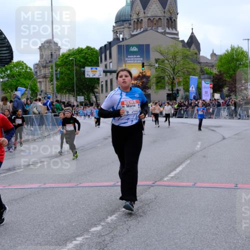 25.04.2026 - Das Zehntel Tim E. http://msf.ph/oto/9578892 25.04.2026 11:06:26 Ziel 5464, 5506, 6162, 6172, 6173, 6193, 6239, 6252, 6830, 6990, 7002, 7447, 7569, 7743, 8001 meine-sportfotos.de