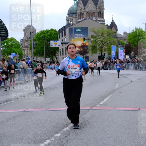 25.04.2026 - Das Zehntel Tim E. http://msf.ph/oto/9578893 25.04.2026 11:06:26 Ziel 5464, 5506, 6162, 6172, 6173, 6193, 6239, 6252, 6830, 6990, 7002, 7447, 7569, 7743, 8001 meine-sportfotos.de