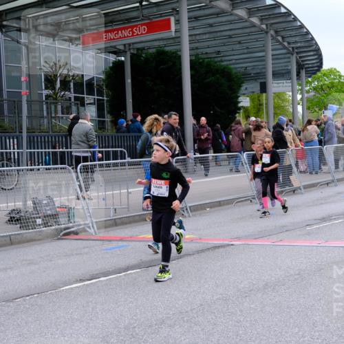 25.04.2026 - Das Zehntel Tim E. http://msf.ph/oto/9578894 25.04.2026 11:06:29 Ziel 5464, 5506, 6162, 6172, 6173, 6239, 6252, 6830, 6925, 6962, 6990, 7002, 7743, 8001 meine-sportfotos.de