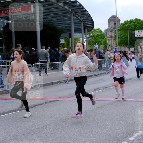 25.04.2026 - Das Zehntel Tim E. http://msf.ph/oto/9578903 25.04.2026 11:06:33 Ziel 5461, 5464, 6239, 6252, 6277, 6288, 6292, 6830, 6925, 6962, 6990, 7002, 8001 meine-sportfotos.de
