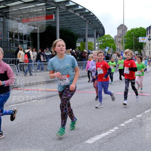 25.04.2026 - Das Zehntel Tim E. http://msf.ph/oto/9578938 25.04.2026 11:06:59 Ziel 5598, 5606, 5651, 6115, 6160, 6163, 6174, 6658, 7263, 7264, 7270, 7272, 7277, 7285, 7431, 7438, 7491, 7507, 7511, 7519, 7523, 7556, 7606, 7764, 7990 meine-sportfotos.de