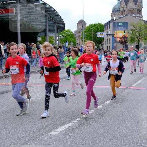25.04.2026 - Das Zehntel Tim E. http://msf.ph/oto/9578941 25.04.2026 11:07:00 Ziel 5144, 5598, 5606, 5651, 6115, 6160, 6163, 6174, 6310, 6658, 7263, 7264, 7270, 7272, 7277, 7285, 7431, 7438, 7491, 7507, 7511, 7519, 7523, 7556, 7606, 7764, 7990 meine-sportfotos.de