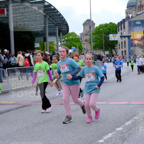 25.04.2026 - Das Zehntel Tim E. http://msf.ph/oto/9578956 25.04.2026 11:07:03 Ziel 5125, 5144, 5881, 6115, 6160, 6163, 6174, 6185, 6310, 6777, 7263, 7264, 7270, 7272, 7277, 7285, 7431, 7438, 7491, 7507, 7511, 7519, 7523, 7556, 7606, 7990 meine-sportfotos.de
