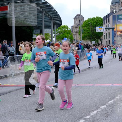 25.04.2026 - Das Zehntel Tim E. http://msf.ph/oto/9578959 25.04.2026 11:07:03 Ziel 5125, 5144, 5881, 6115, 6160, 6163, 6174, 6185, 6310, 6777, 7263, 7264, 7270, 7272, 7277, 7285, 7431, 7438, 7491, 7507, 7511, 7519, 7523, 7556, 7606, 7990 meine-sportfotos.de