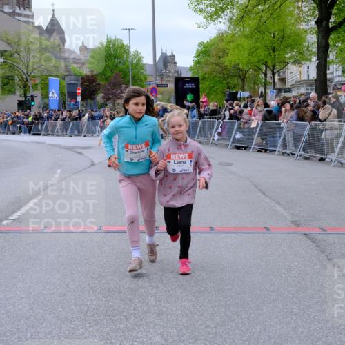25.04.2026 - Das Zehntel Tim E. http://msf.ph/oto/9578968 25.04.2026 11:07:06 Ziel 5027, 5060, 5061, 5064, 5125, 5144, 5881, 5887, 5939, 6115, 6185, 6310, 6777, 7270, 7272, 7277, 7285, 7431, 7438, 7480, 7491, 7507, 7519, 7606, 7990 meine-sportfotos.de