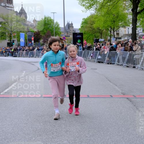 25.04.2026 - Das Zehntel Tim E. http://msf.ph/oto/9578969 25.04.2026 11:07:06 Ziel 5027, 5060, 5061, 5064, 5125, 5144, 5881, 5887, 5939, 6115, 6185, 6310, 6777, 7270, 7272, 7277, 7285, 7431, 7438, 7480, 7491, 7507, 7519, 7606, 7990 meine-sportfotos.de