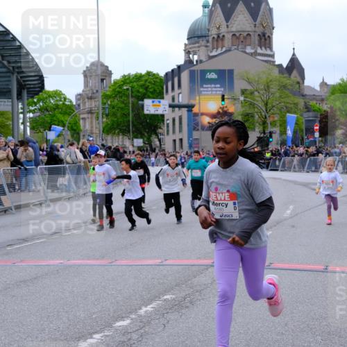 25.04.2026 - Das Zehntel Tim E. http://msf.ph/oto/9578973 25.04.2026 11:07:08 Ziel 5027, 5060, 5061, 5064, 5125, 5144, 5881, 5887, 5939, 6115, 6185, 6310, 6777, 6819, 7270, 7277, 7431, 7438, 7480, 7491, 7507, 7990 meine-sportfotos.de