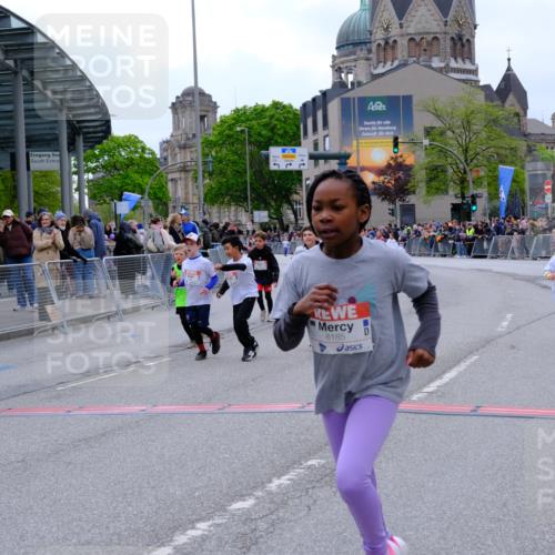 25.04.2026 - Das Zehntel Tim E. http://msf.ph/oto/9578974 25.04.2026 11:07:08 Ziel 5027, 5060, 5061, 5064, 5125, 5144, 5881, 5887, 5939, 6115, 6185, 6310, 6777, 6819, 7270, 7277, 7431, 7438, 7480, 7491, 7507, 7990 meine-sportfotos.de
