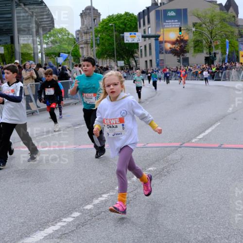25.04.2026 - Das Zehntel Tim E. http://msf.ph/oto/9578981 25.04.2026 11:07:11 Ziel 5027, 5060, 5061, 5064, 5125, 5144, 5881, 5887, 5939, 5964, 6115, 6185, 6310, 6777, 6819, 7431, 7438, 7480, 7990 meine-sportfotos.de