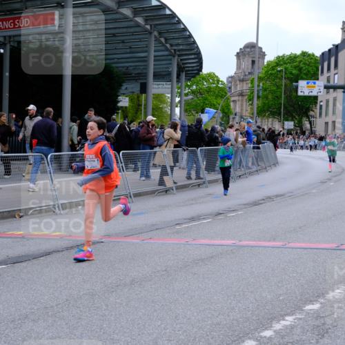 25.04.2026 - Das Zehntel Tim E. http://msf.ph/oto/9578991 25.04.2026 11:07:18 Ziel 5964, 6443, 6559, 6819, 7365, 7480, 7852, 7985 meine-sportfotos.de