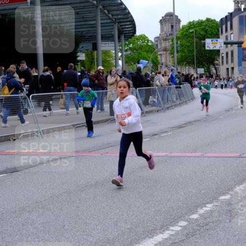 25.04.2026 - Das Zehntel Tim E. http://msf.ph/oto/9578997 25.04.2026 11:07:21 Ziel 5397, 5400, 5964, 6443, 6559, 7365, 7852, 7985, 8055 meine-sportfotos.de