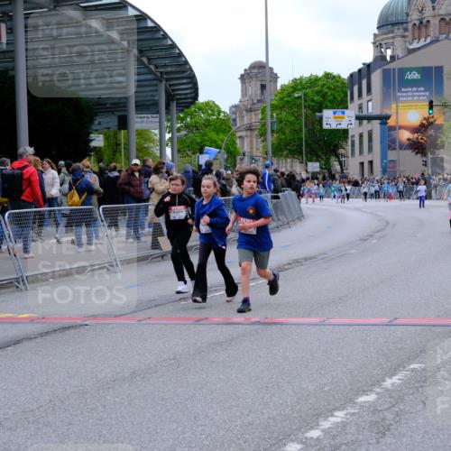 25.04.2026 - Das Zehntel Tim E. http://msf.ph/oto/9579007 25.04.2026 11:07:24 Ziel 5397, 5400, 6443, 6559, 7365, 7463, 7477, 7852, 7985, 8055 meine-sportfotos.de