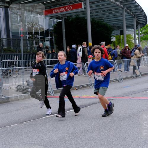 25.04.2026 - Das Zehntel Tim E. http://msf.ph/oto/9579014 25.04.2026 11:07:26 Ziel 5397, 5400, 6443, 6559, 7463, 7477, 7985, 8055 meine-sportfotos.de