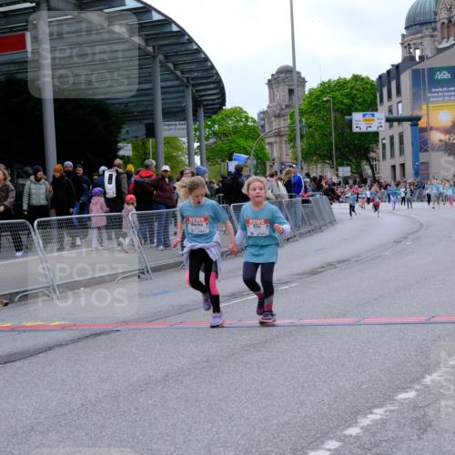 25.04.2026 - Das Zehntel Tim E. http://msf.ph/oto/9579023 25.04.2026 11:07:30 Ziel 5397, 5400, 7463, 7477, 7985, 8055 meine-sportfotos.de