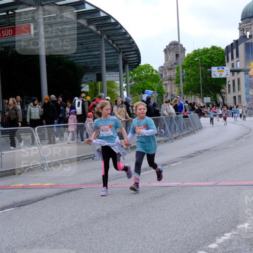 25.04.2026 - Das Zehntel Tim E. http://msf.ph/oto/9579025 25.04.2026 11:07:30 Ziel 5397, 5400, 7463, 7477, 7985, 8055 meine-sportfotos.de