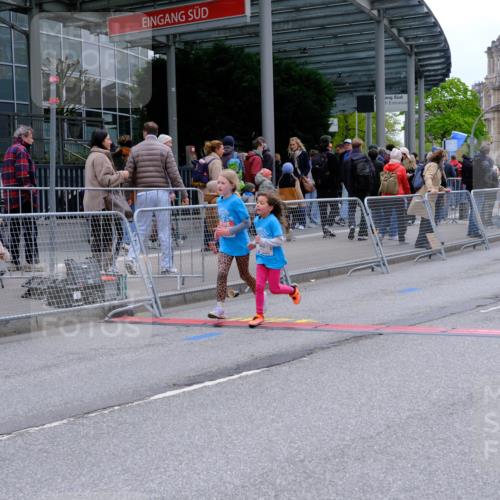 25.04.2026 - Das Zehntel Tim E. http://msf.ph/oto/9579050 25.04.2026 11:07:46 Ziel 5054, 5932, 5936, 6048, 6049, 6800, 6803, 7419, 7425, 7451, 7503, 7558, 7568, 7570 meine-sportfotos.de