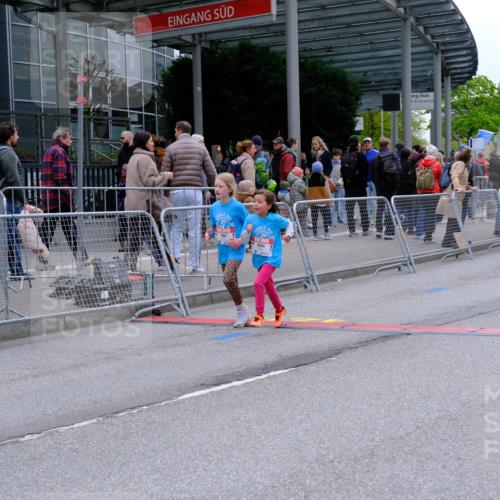 25.04.2026 - Das Zehntel Tim E. http://msf.ph/oto/9579052 25.04.2026 11:07:47 Ziel 5054, 5932, 5936, 6048, 6049, 6462, 6800, 6803, 7419, 7425, 7451, 7503, 7558, 7568, 7570 meine-sportfotos.de