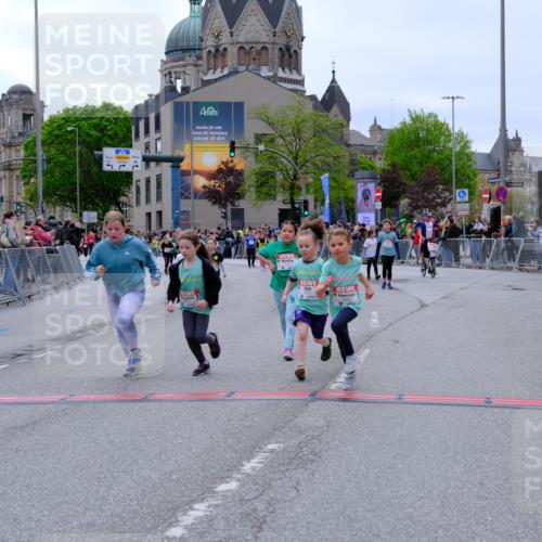 25.04.2026 - Das Zehntel Tim E. http://msf.ph/oto/9579057 25.04.2026 11:07:51 Ziel 5932, 5936, 6048, 6049, 6462, 6562, 6563, 6800, 6803, 7419, 7425, 7451, 7503, 7558 meine-sportfotos.de