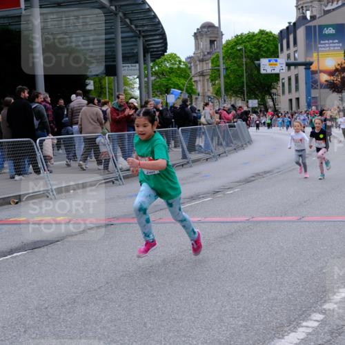 25.04.2026 - Das Zehntel Tim E. http://msf.ph/oto/9579077 25.04.2026 11:07:54 Ziel 5087, 5130, 5932, 5936, 6048, 6049, 6462, 6562, 6563, 7419, 7425, 7451 meine-sportfotos.de