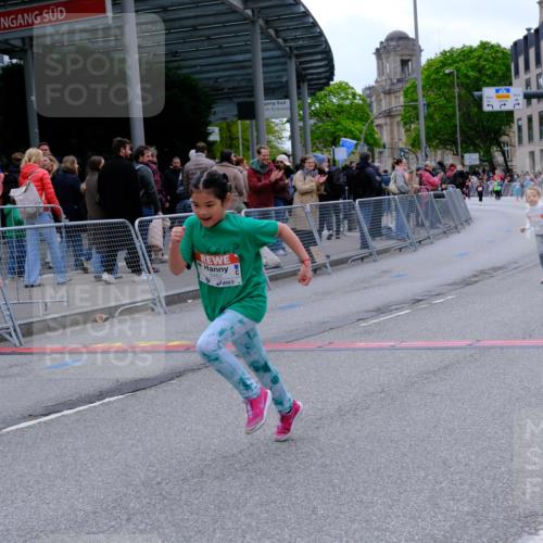 25.04.2026 - Das Zehntel Tim E. http://msf.ph/oto/9579079 25.04.2026 11:07:54 Ziel 5087, 5130, 5932, 5936, 6048, 6049, 6462, 6562, 6563, 7419, 7425, 7451 meine-sportfotos.de