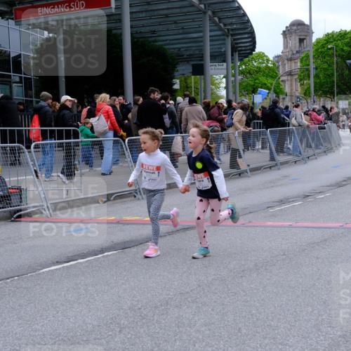 25.04.2026 - Das Zehntel Tim E. http://msf.ph/oto/9579085 25.04.2026 11:07:57 Ziel 5014, 5023, 5087, 5130, 5477, 5932, 5936, 5942, 6048, 6049, 6462, 6562, 6563, 7448 meine-sportfotos.de
