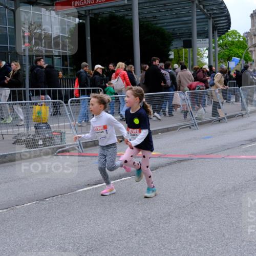 25.04.2026 - Das Zehntel Tim E. http://msf.ph/oto/9579088 25.04.2026 11:07:57 Ziel 5014, 5023, 5087, 5130, 5477, 5932, 5936, 5942, 6048, 6049, 6462, 6562, 6563, 7448 meine-sportfotos.de
