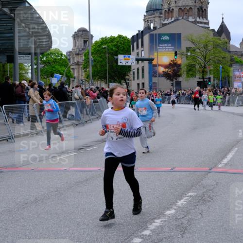 25.04.2026 - Das Zehntel Tim E. http://msf.ph/oto/9579095 25.04.2026 11:08:05 Ziel 5014, 5023, 5130, 5189, 5477, 5604, 5652, 5942, 7448, 7654, 7685, 7778 meine-sportfotos.de
