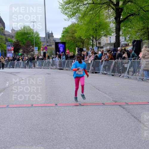 25.04.2026 - Das Zehntel Tim E. http://msf.ph/oto/9579107 25.04.2026 11:08:12 Ziel 5221, 5232, 5604, 6834, 7654, 7685, 7778 meine-sportfotos.de