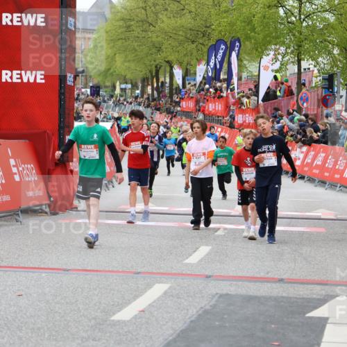 25.04.2026 - Das Zehntel Strokosch-Dieckow http://msf.ph/oto/9579110 25.04.2026 08:51:08 Ziel 1217, 1310, 1554, 1702, 1735, 2315, 2497, 2570, 2817, 3118, 3194, 3230, 3546, 3554, 3557, 4052, 1217, 1310, 1554, 1702, 1735, 2315, 2497, 2570, 2817, 3118, 3194, 3230, 3546, 3554, 3557, 4052 meine-sportfotos.de