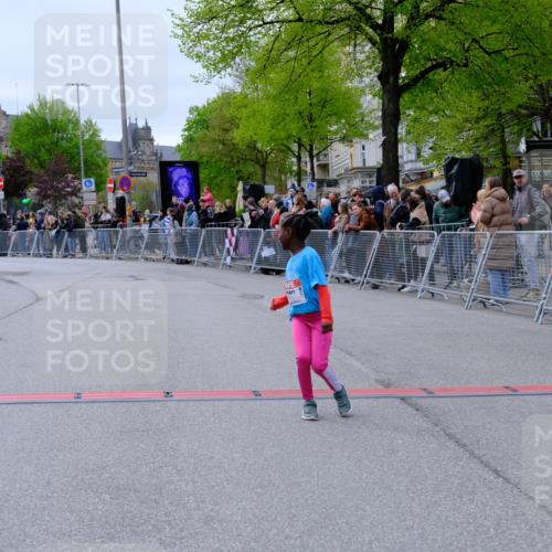 25.04.2026 - Das Zehntel Tim E. http://msf.ph/oto/9579114 25.04.2026 11:08:13 Ziel 5221, 5232, 5604, 6834, 7778 meine-sportfotos.de