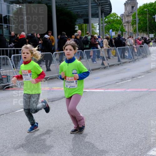 25.04.2026 - Das Zehntel Tim E. http://msf.ph/oto/9579128 25.04.2026 11:08:16 Ziel 5221, 5232, 5604, 6834 meine-sportfotos.de