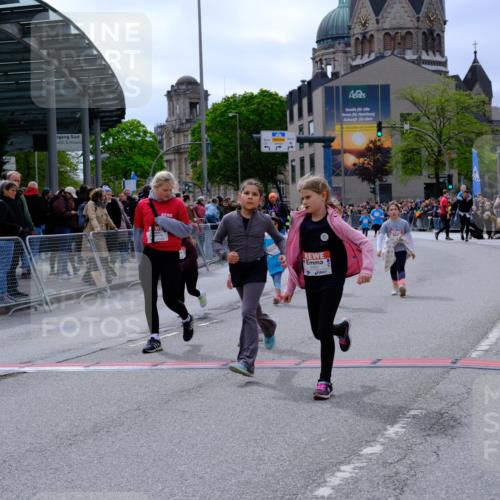 25.04.2026 - Das Zehntel Tim E. http://msf.ph/oto/9579135 25.04.2026 11:08:23 Ziel 5560, 5562, 5627, 6024, 6182, 6561, 6657, 7271 meine-sportfotos.de